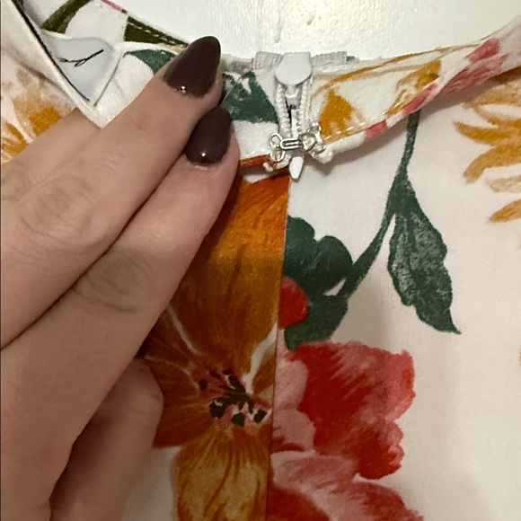 Petal & Pup Pink Floral Blouse - Picture 8 of 9